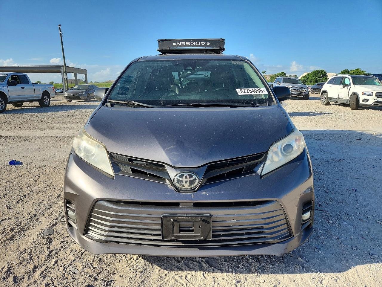 2018 TOYOTA SIENNA