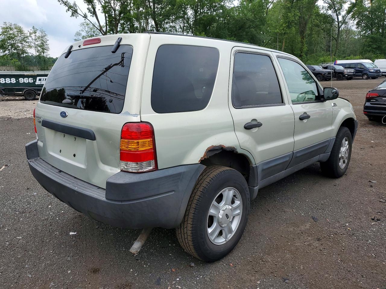2003 FORD ESCAPE
