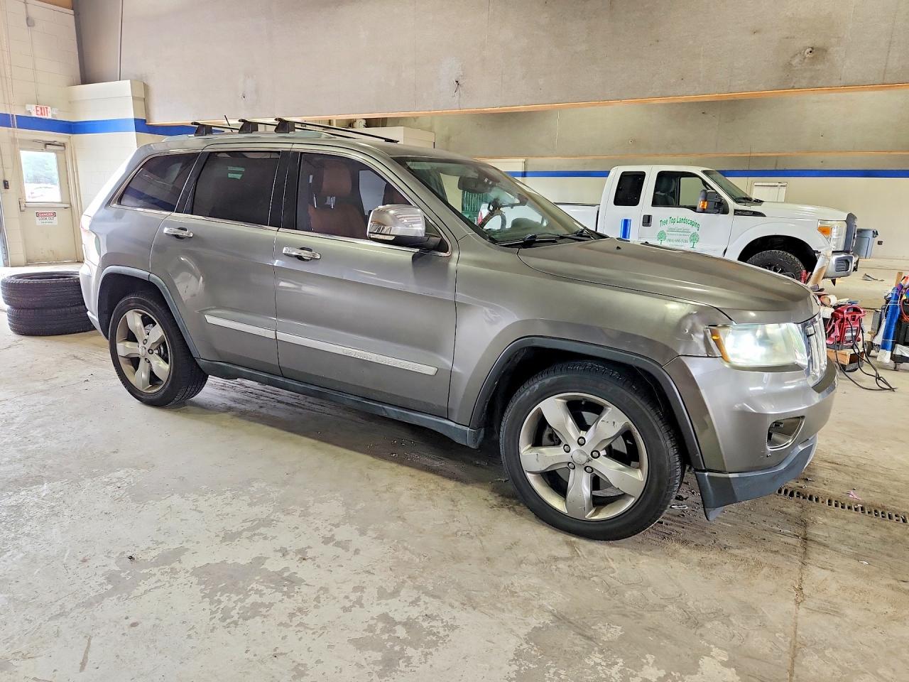 2011 JEEP CHEROKEE