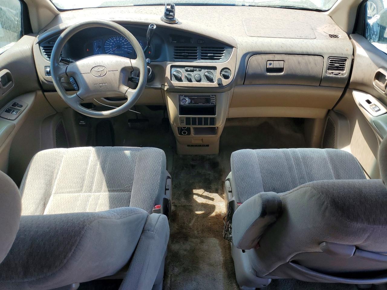 2001 TOYOTA SIENNA