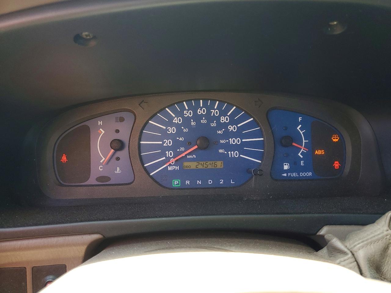 2001 TOYOTA SIENNA