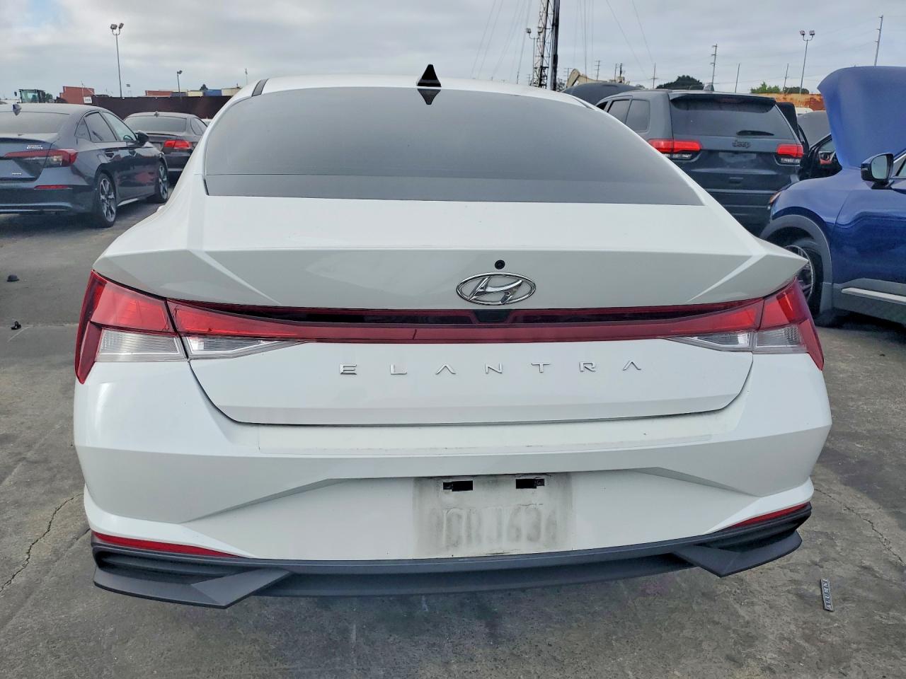 2023 HYUNDAI ELANTRA