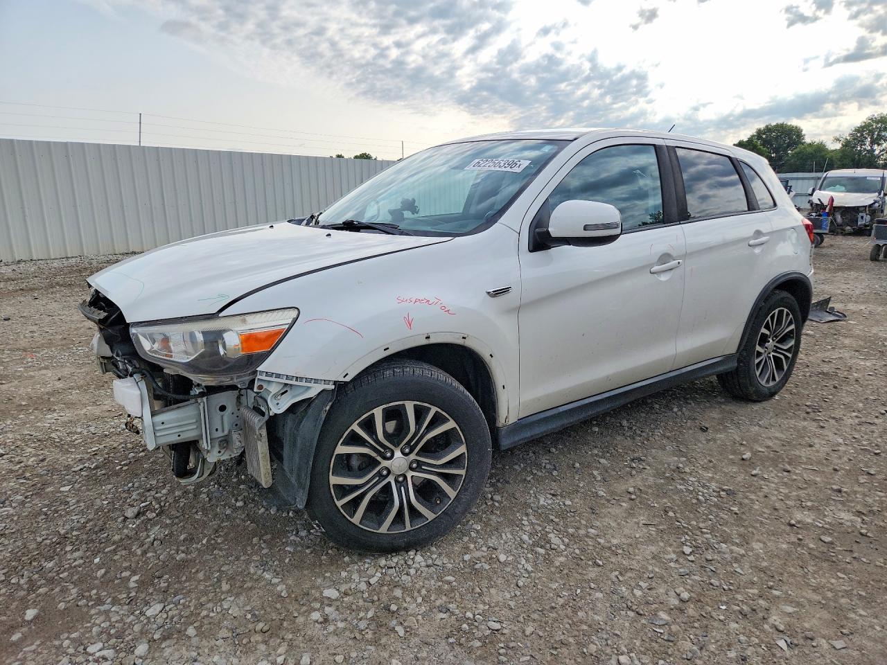 2016 MITSUBISHI OUTLANDER
