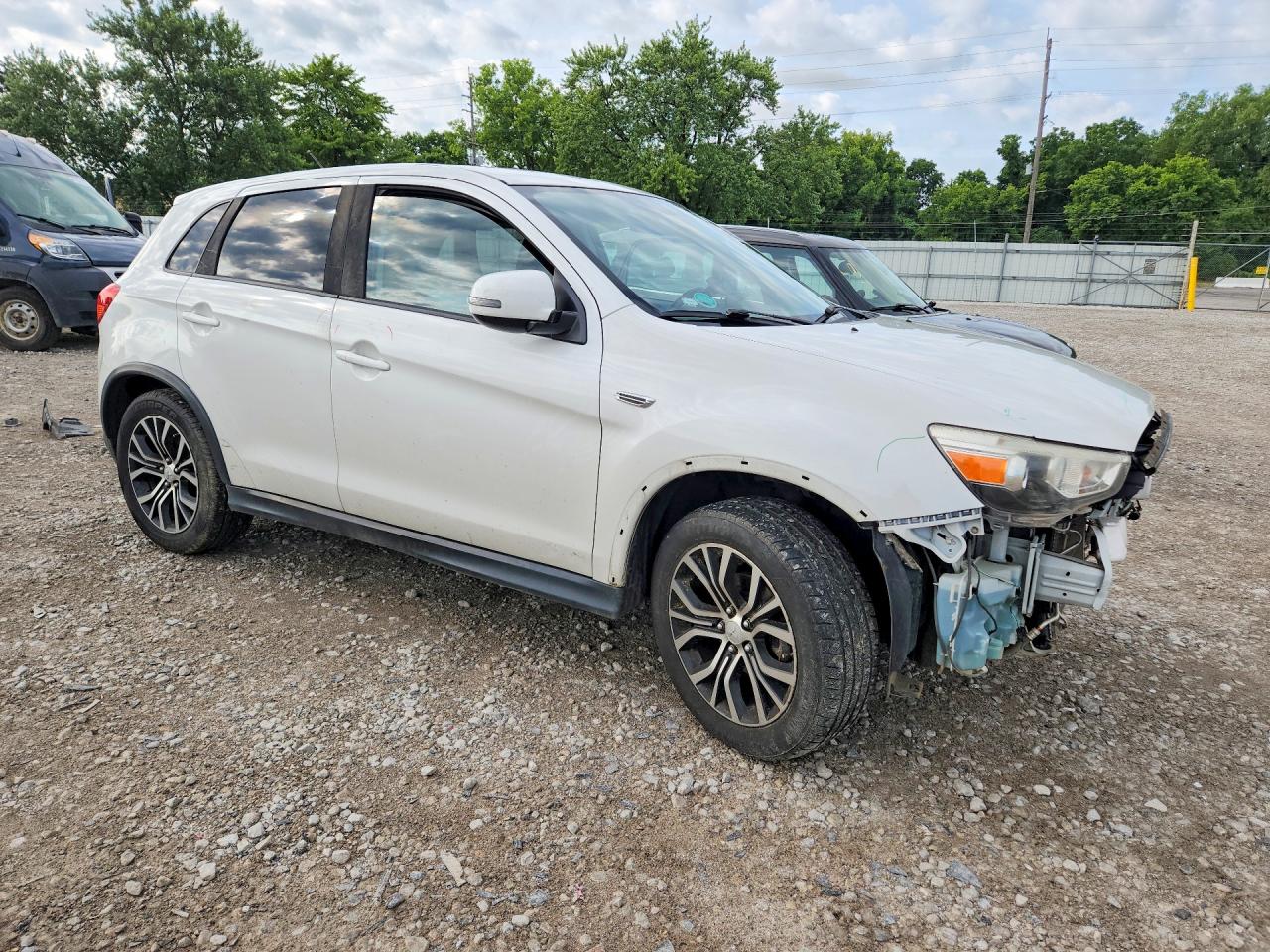 2016 MITSUBISHI OUTLANDER