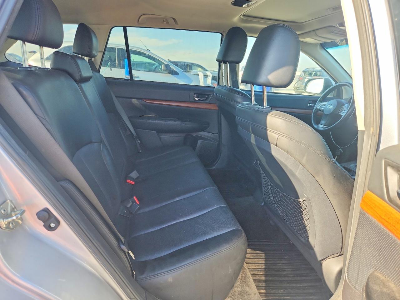 2013 SUBARU OUTBACK