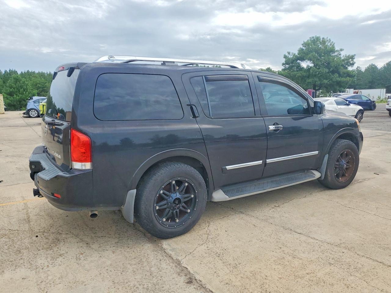 2010 NISSAN ARMADA