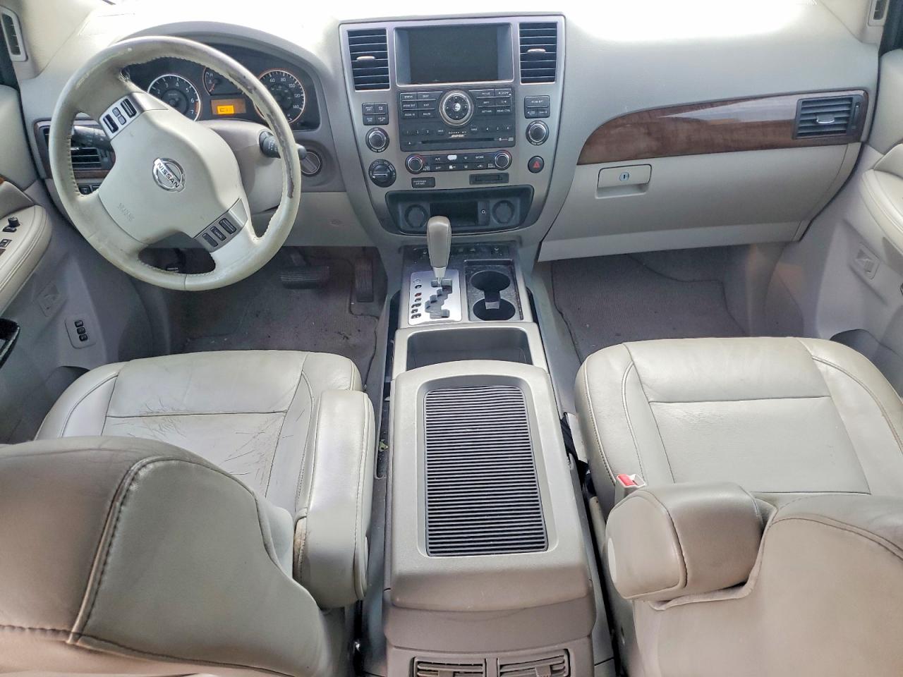 2010 NISSAN ARMADA