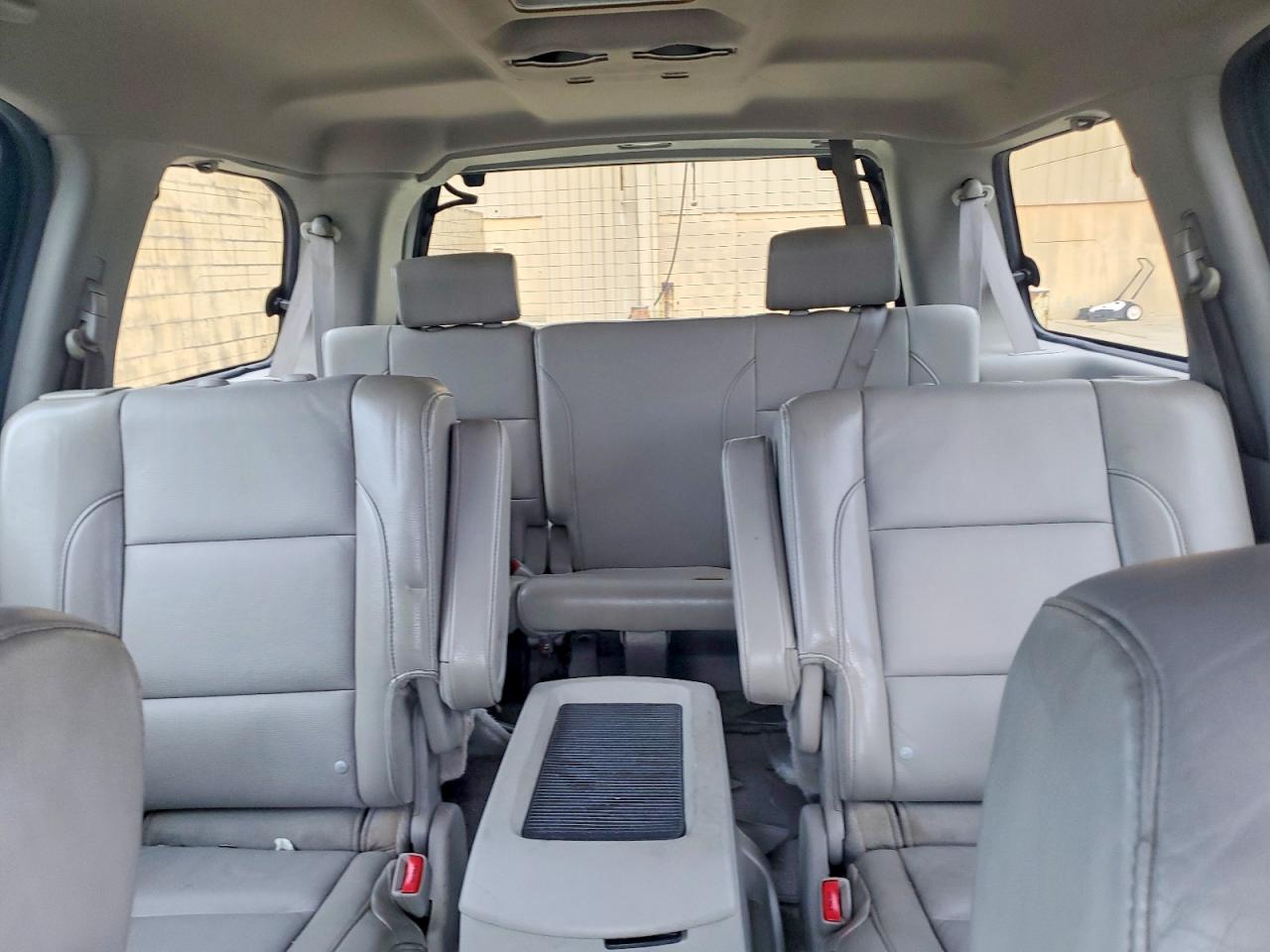 2010 NISSAN ARMADA