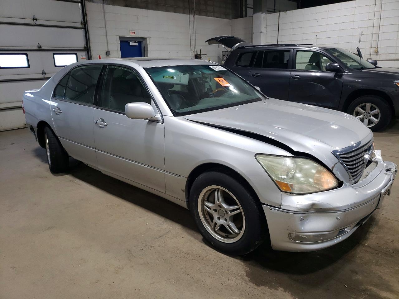 2004 LEXUS LS430