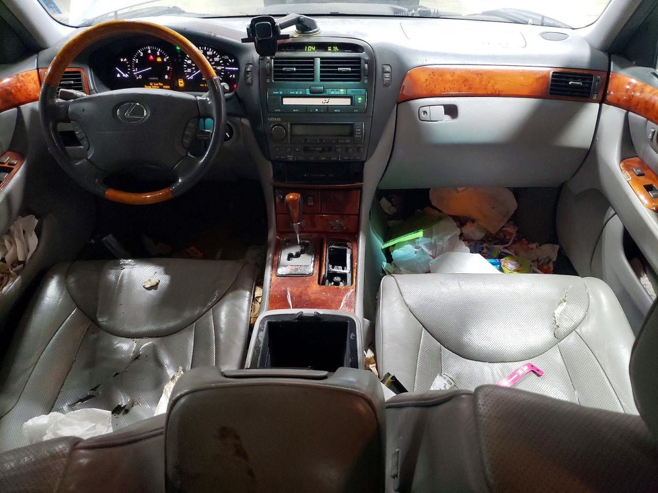 2004 LEXUS LS430