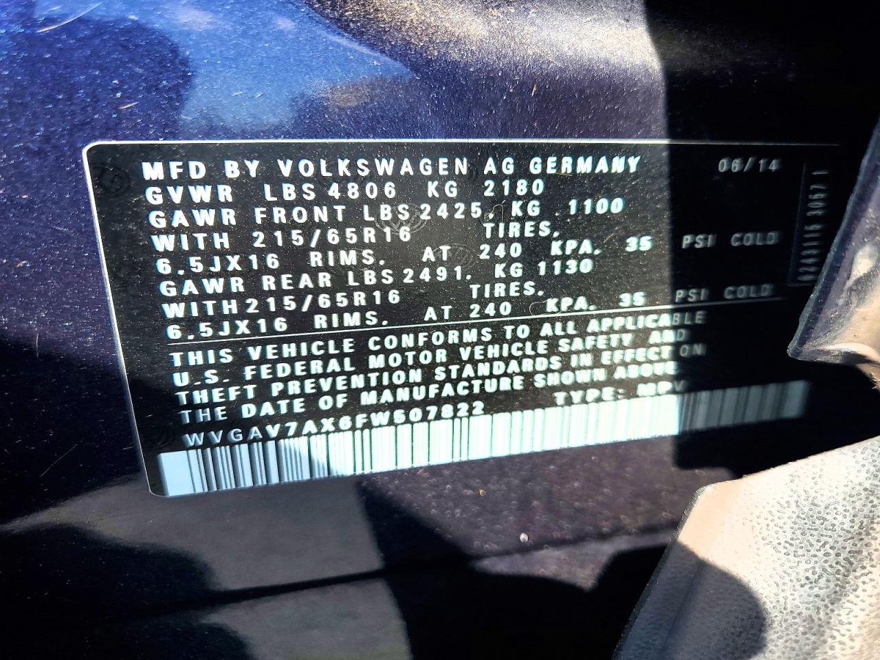 2015 VOLKSWAGEN TIGUAN