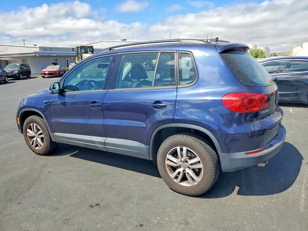 2015 VOLKSWAGEN TIGUAN