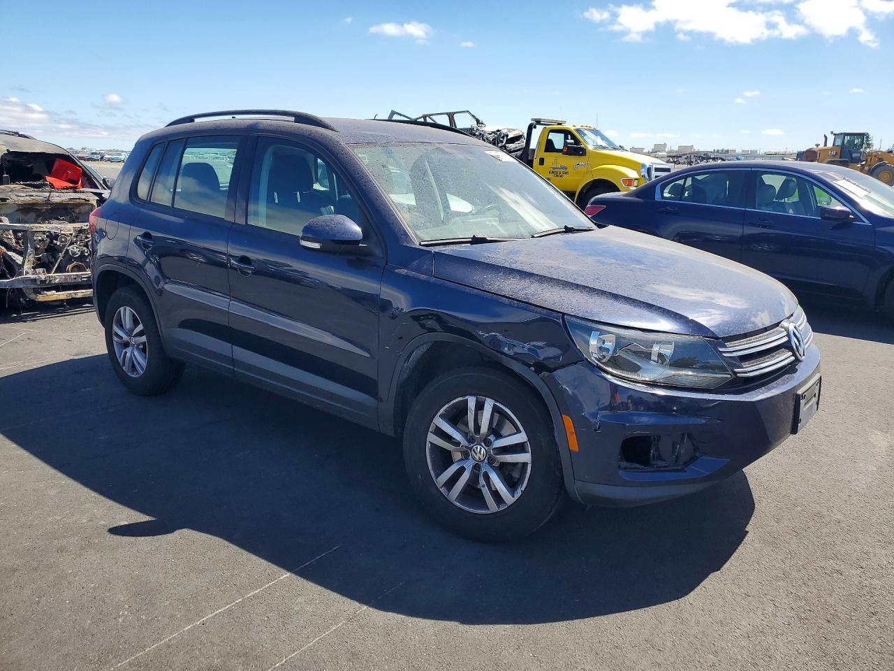 2015 VOLKSWAGEN TIGUAN