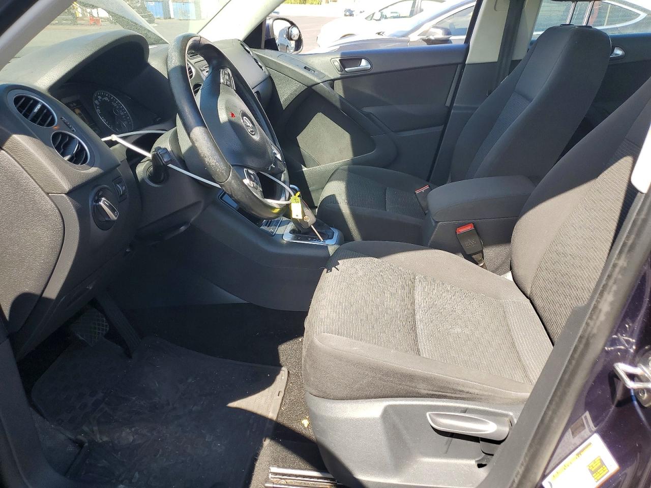 2015 VOLKSWAGEN TIGUAN