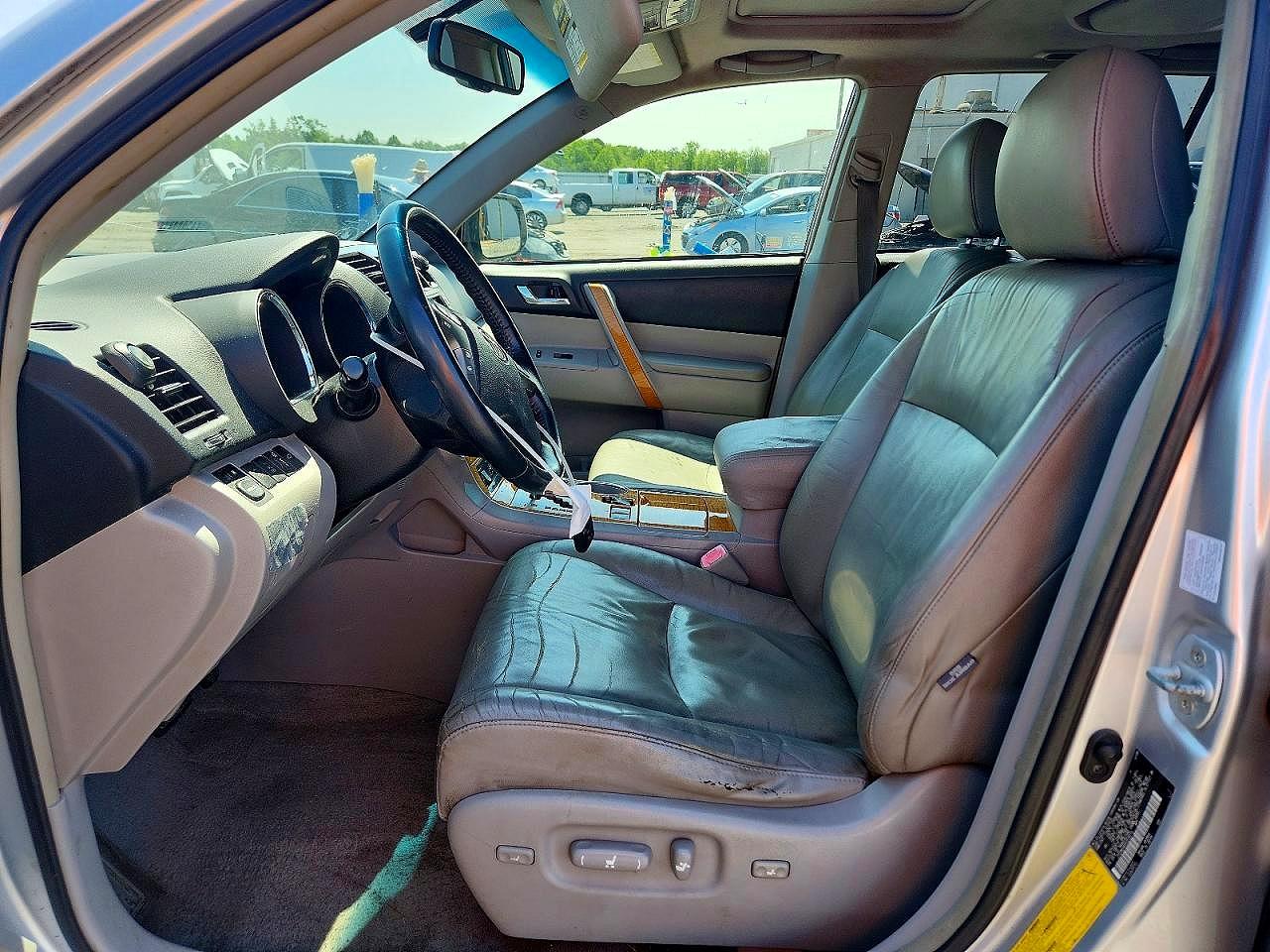 2009 TOYOTA HIGHLANDER