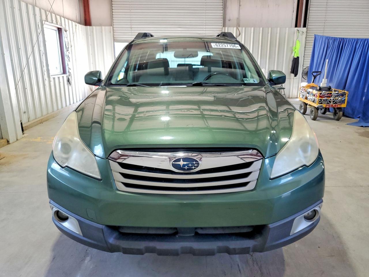 2011 SUBARU OUTBACK