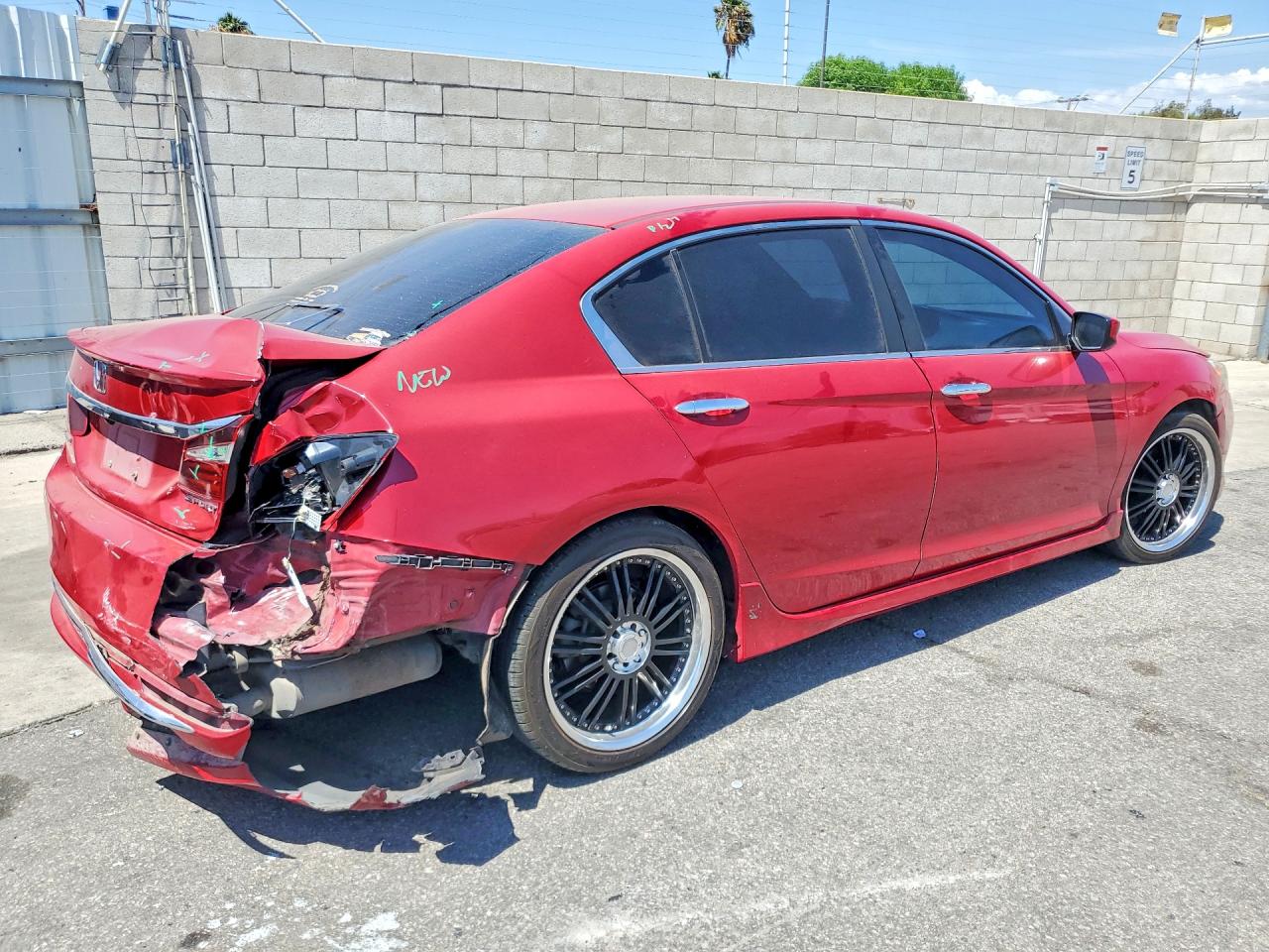 2016 HONDA ACCORD