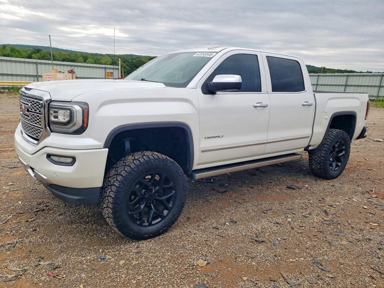 2016 GMC SIERRA