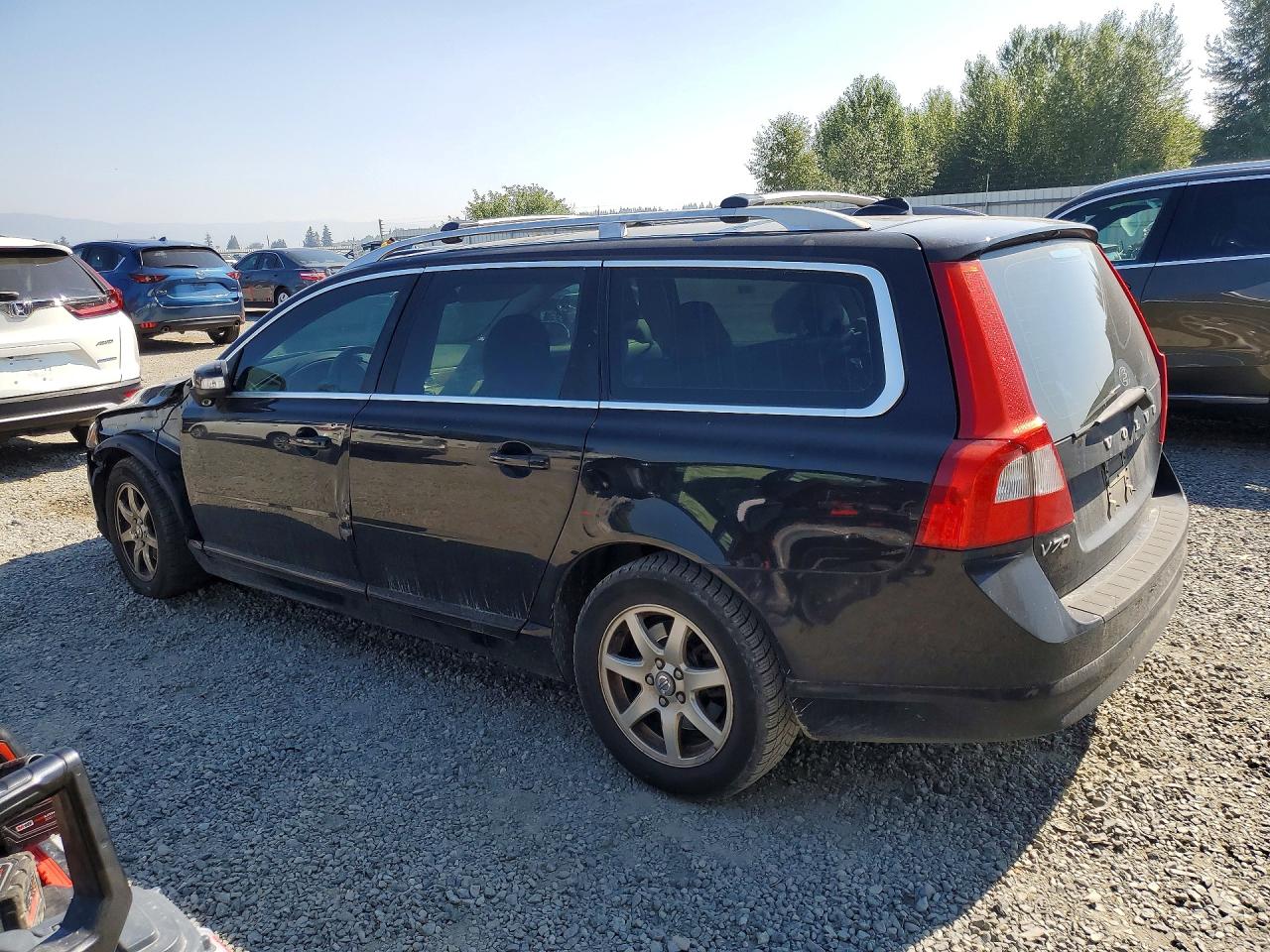 2008 VOLVO V70