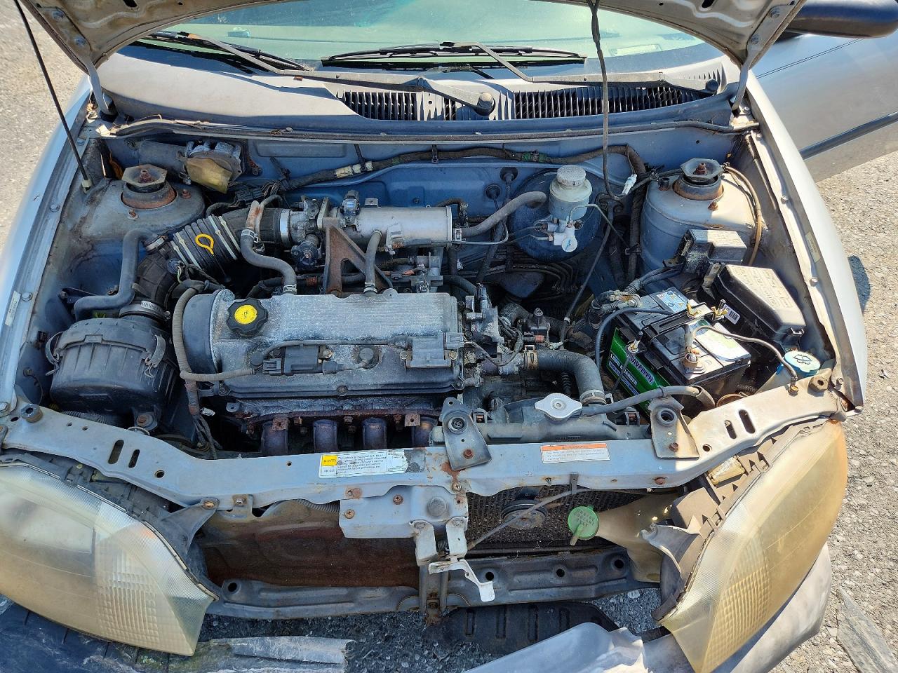 2001 SUZUKI SWIFT