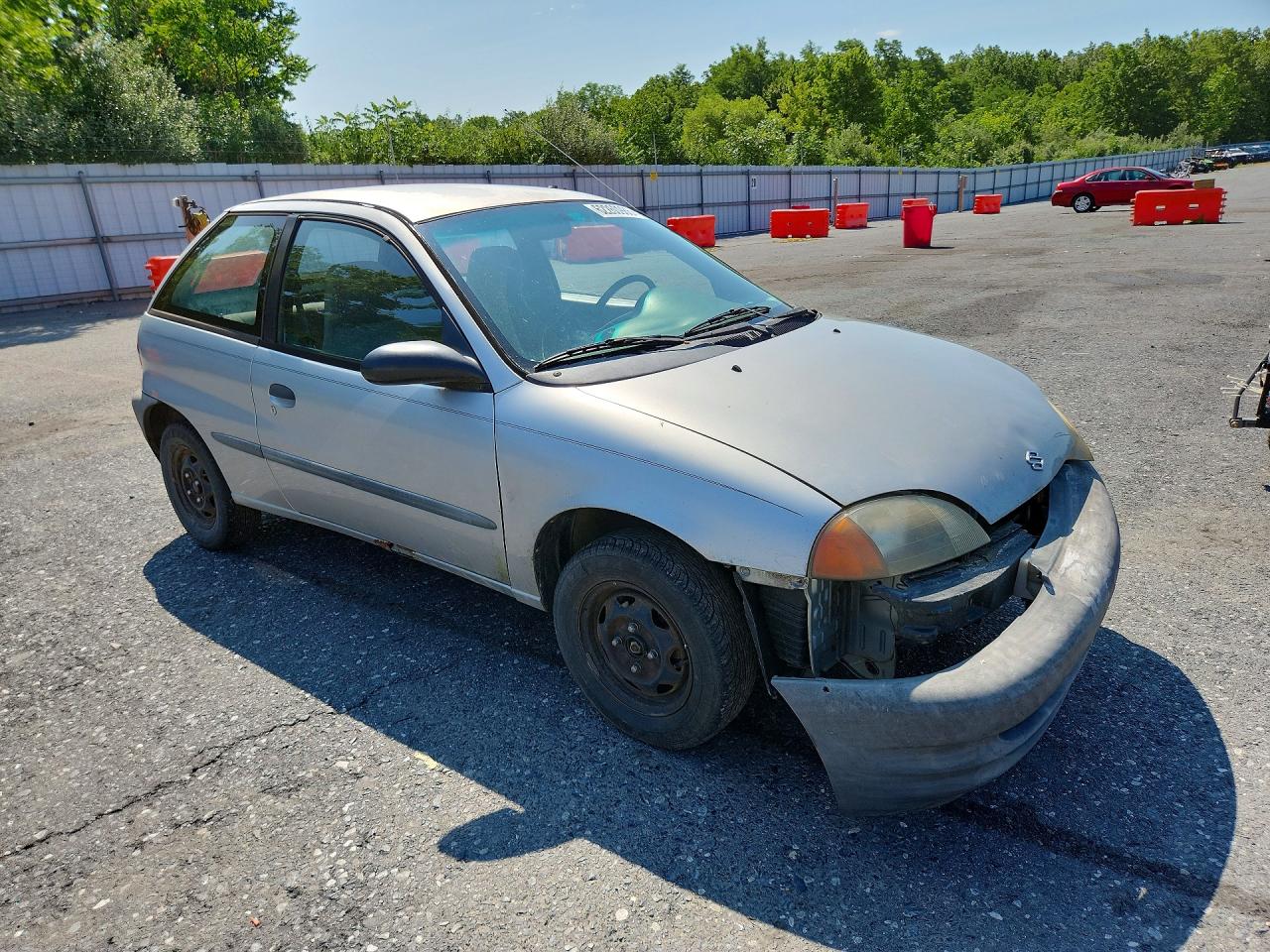 2001 SUZUKI SWIFT