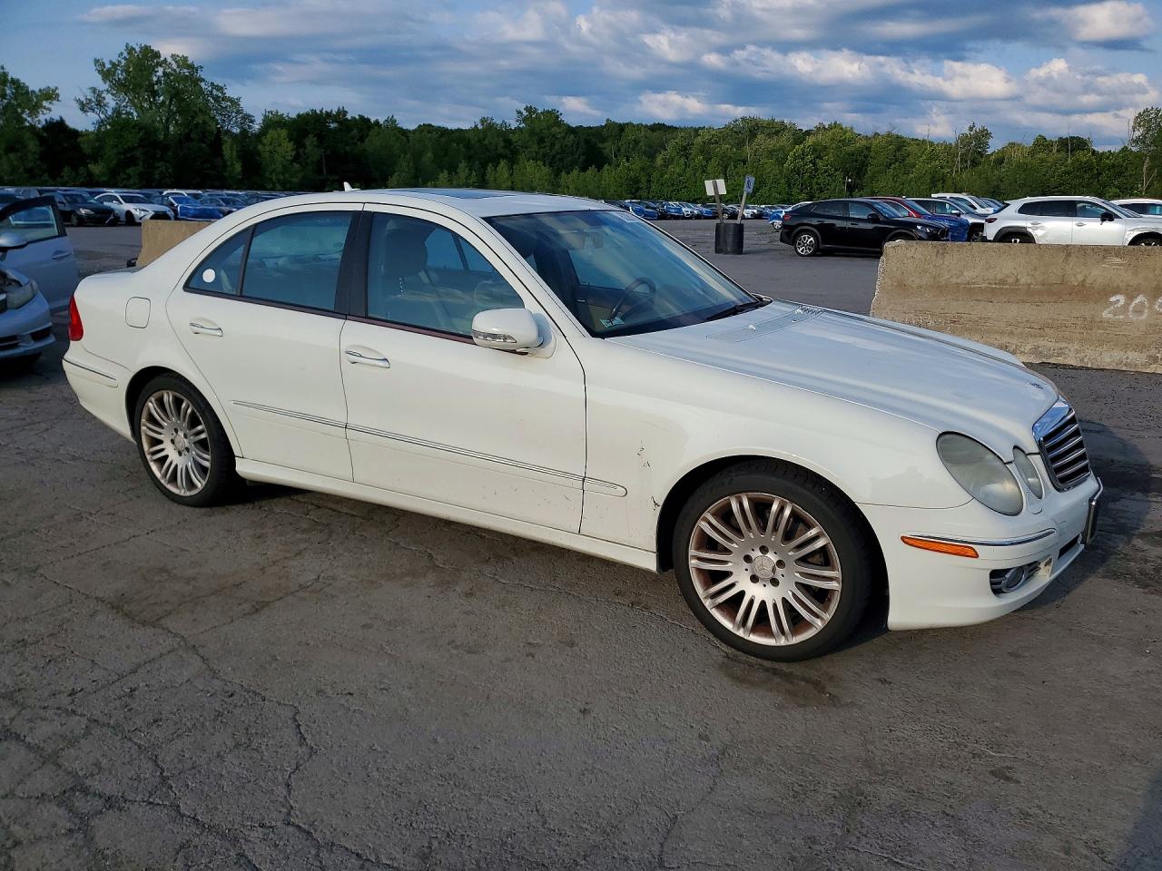 2008 MERCEDES-BENZ E-CLASS