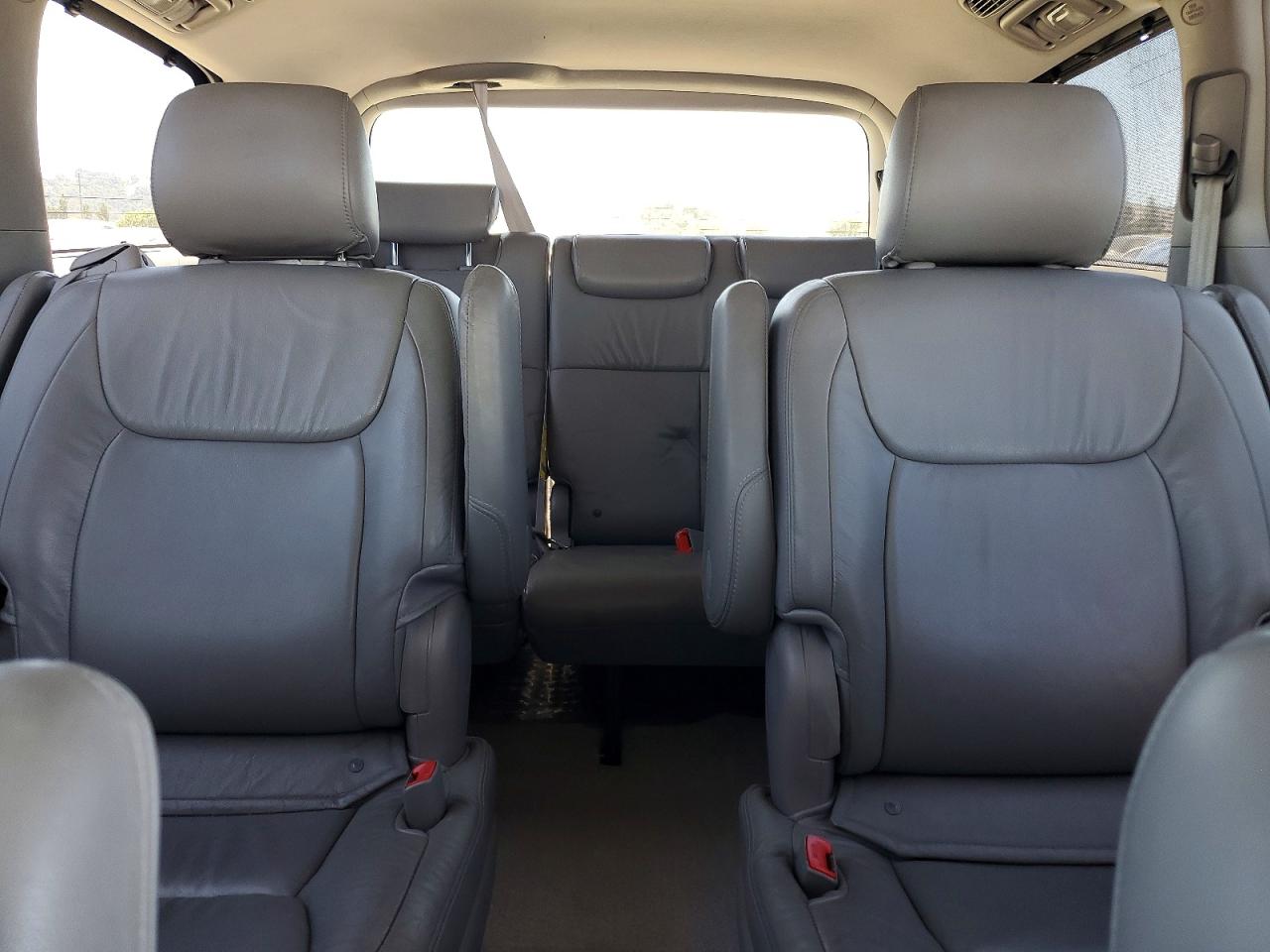 2006 TOYOTA SIENNA