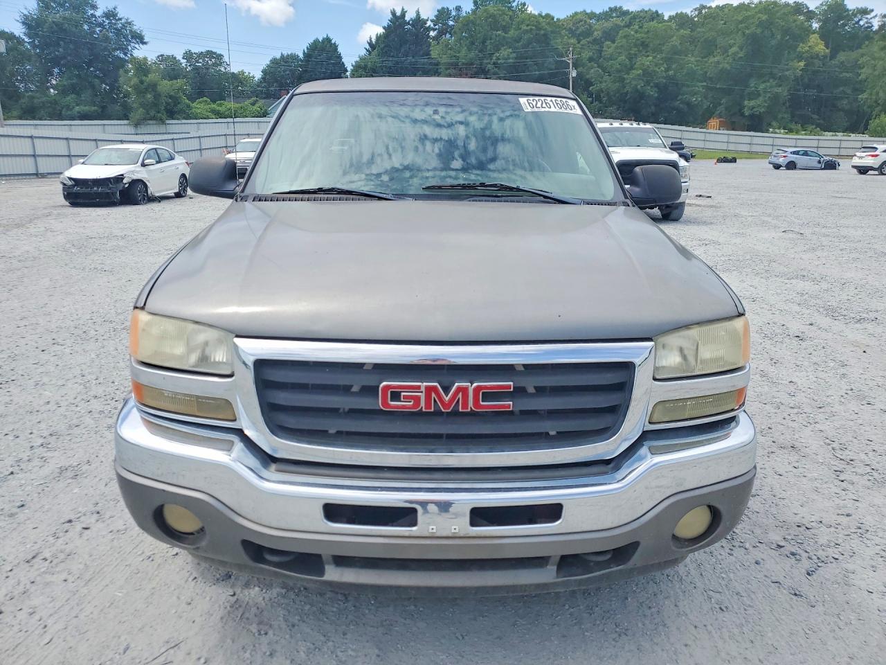 2006 GMC SIERRA