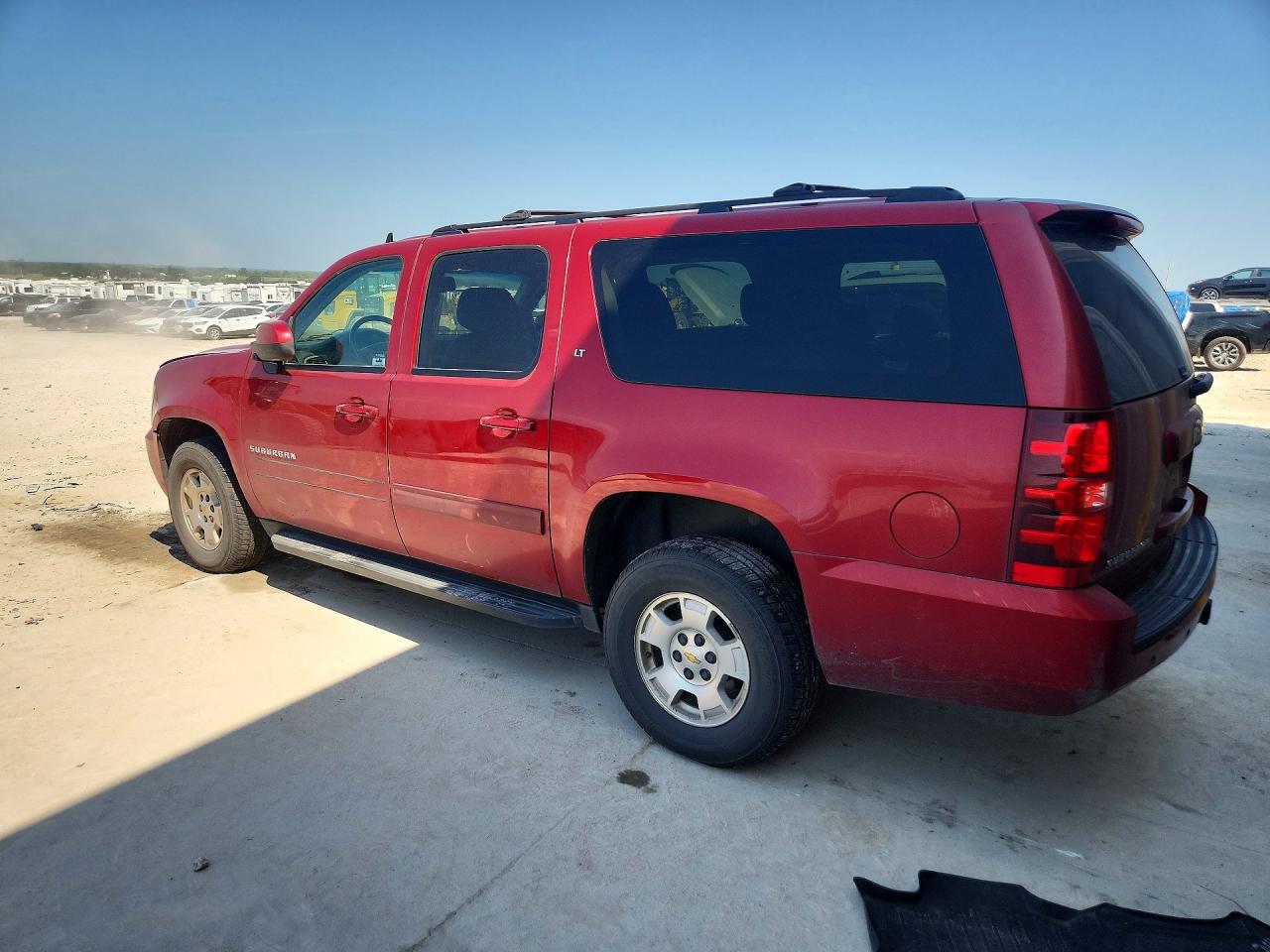 2014 CHEVROLET SUBURBAN