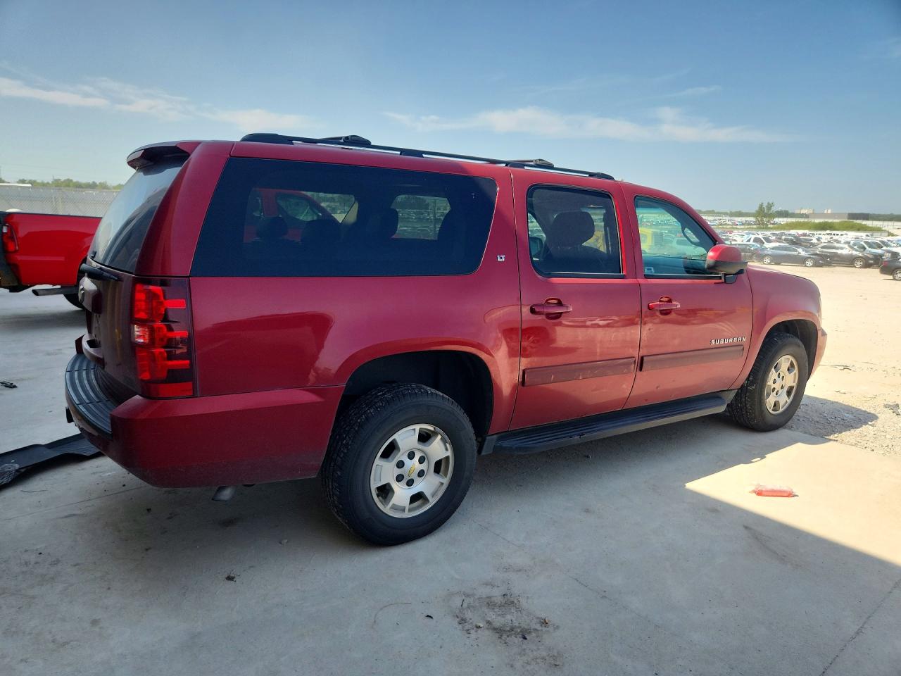 2014 CHEVROLET SUBURBAN