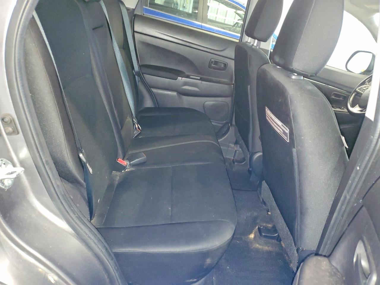 2015 MITSUBISHI OUTLANDER