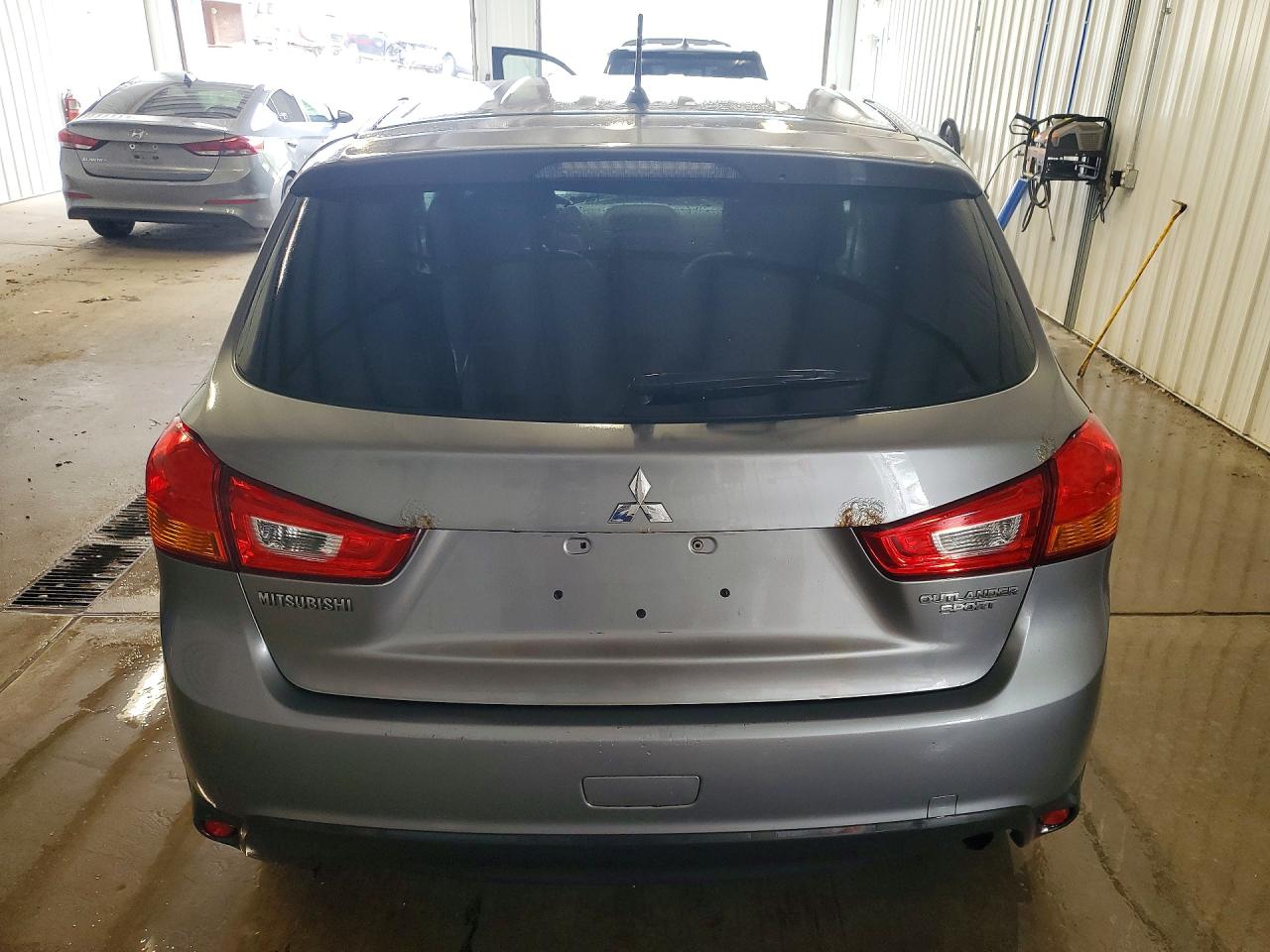 2015 MITSUBISHI OUTLANDER