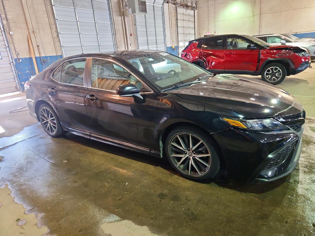 2022 TOYOTA CAMRY