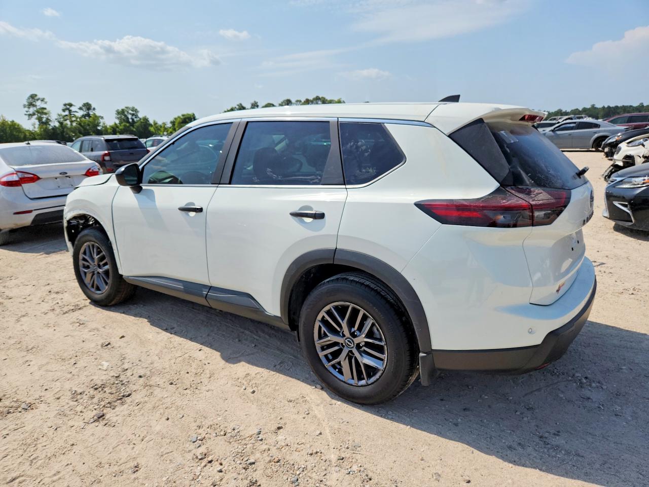 2026 NISSAN ROGUE