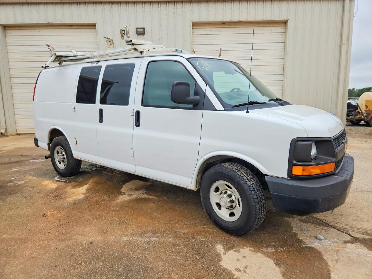 2012 CHEVROLET EXPRESS