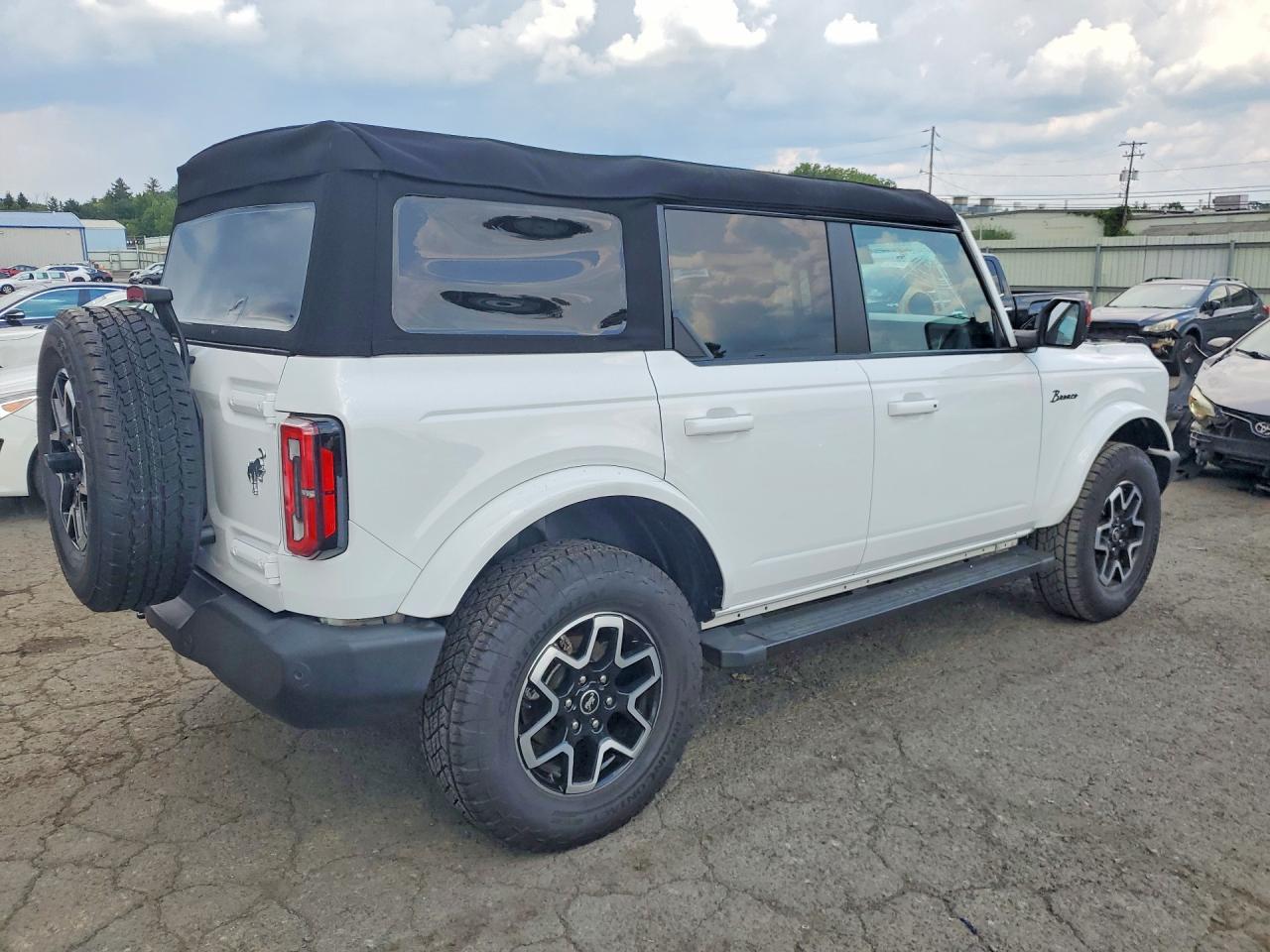 2023 FORD BRONCO