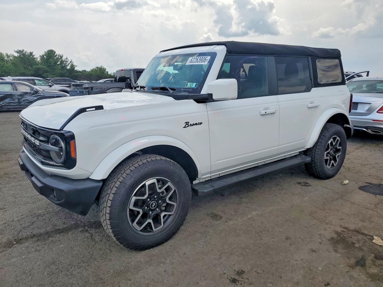 2023 FORD BRONCO