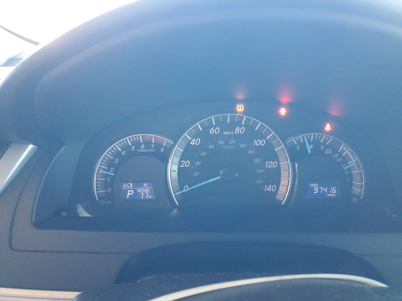 2014 TOYOTA CAMRY