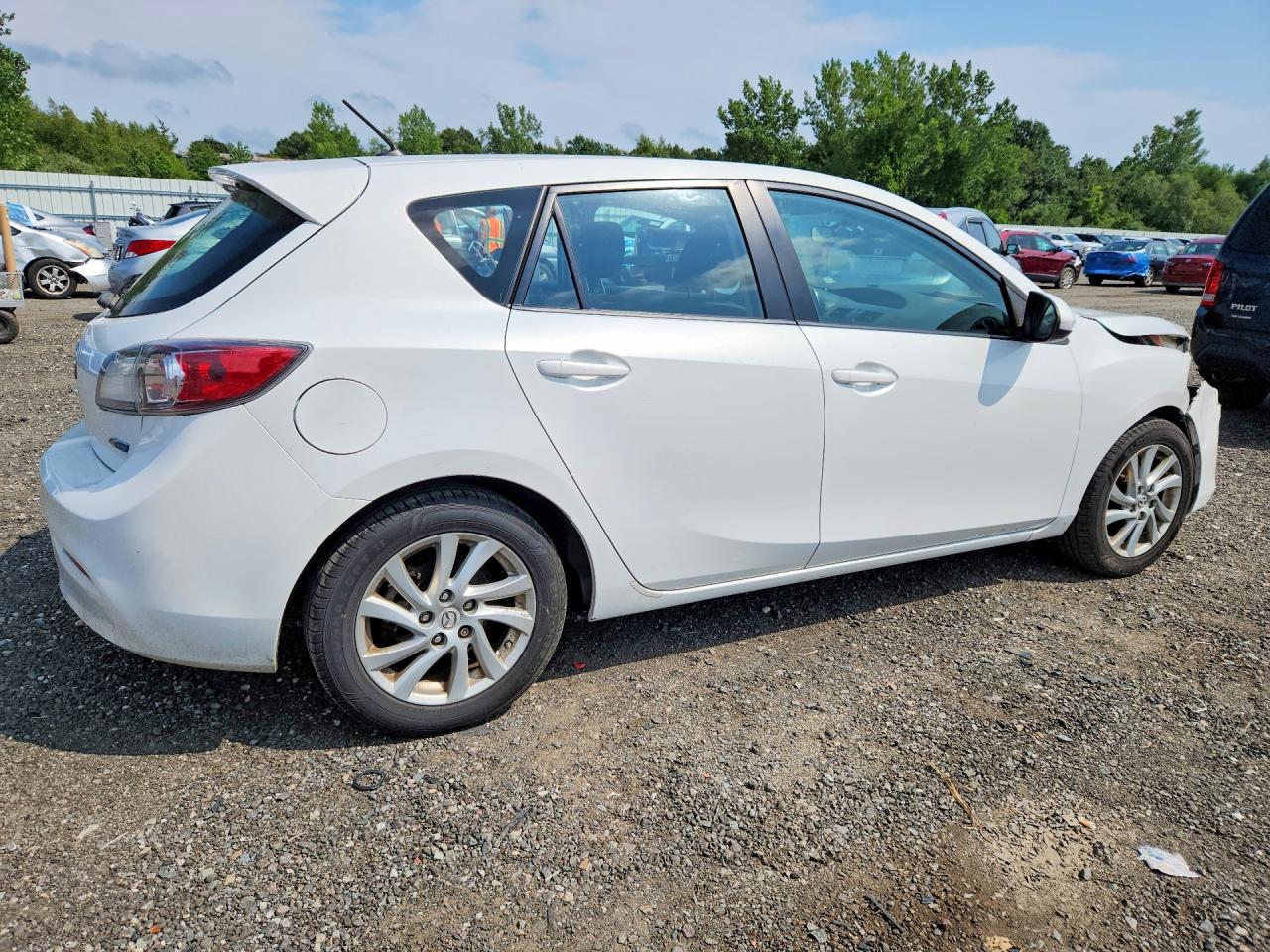 2012 MAZDA 3