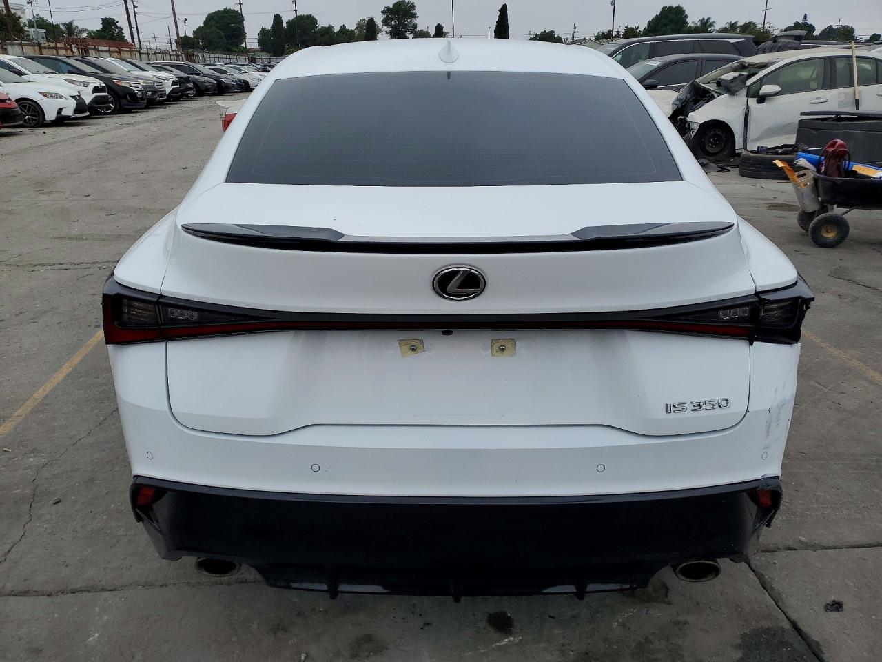 2024 LEXUS IS