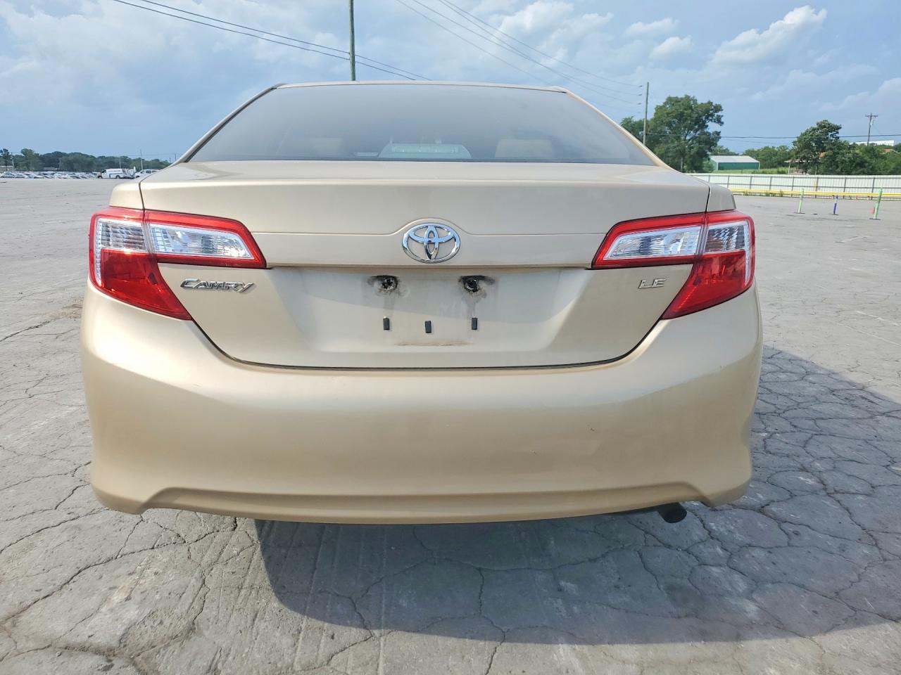 2012 TOYOTA CAMRY