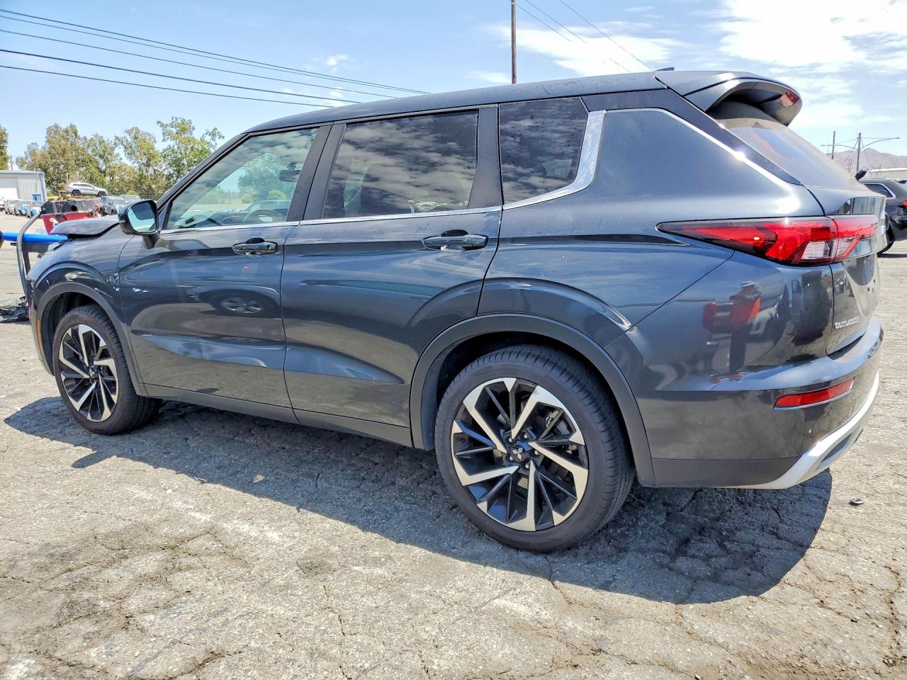 2024 MITSUBISHI OUTLANDER