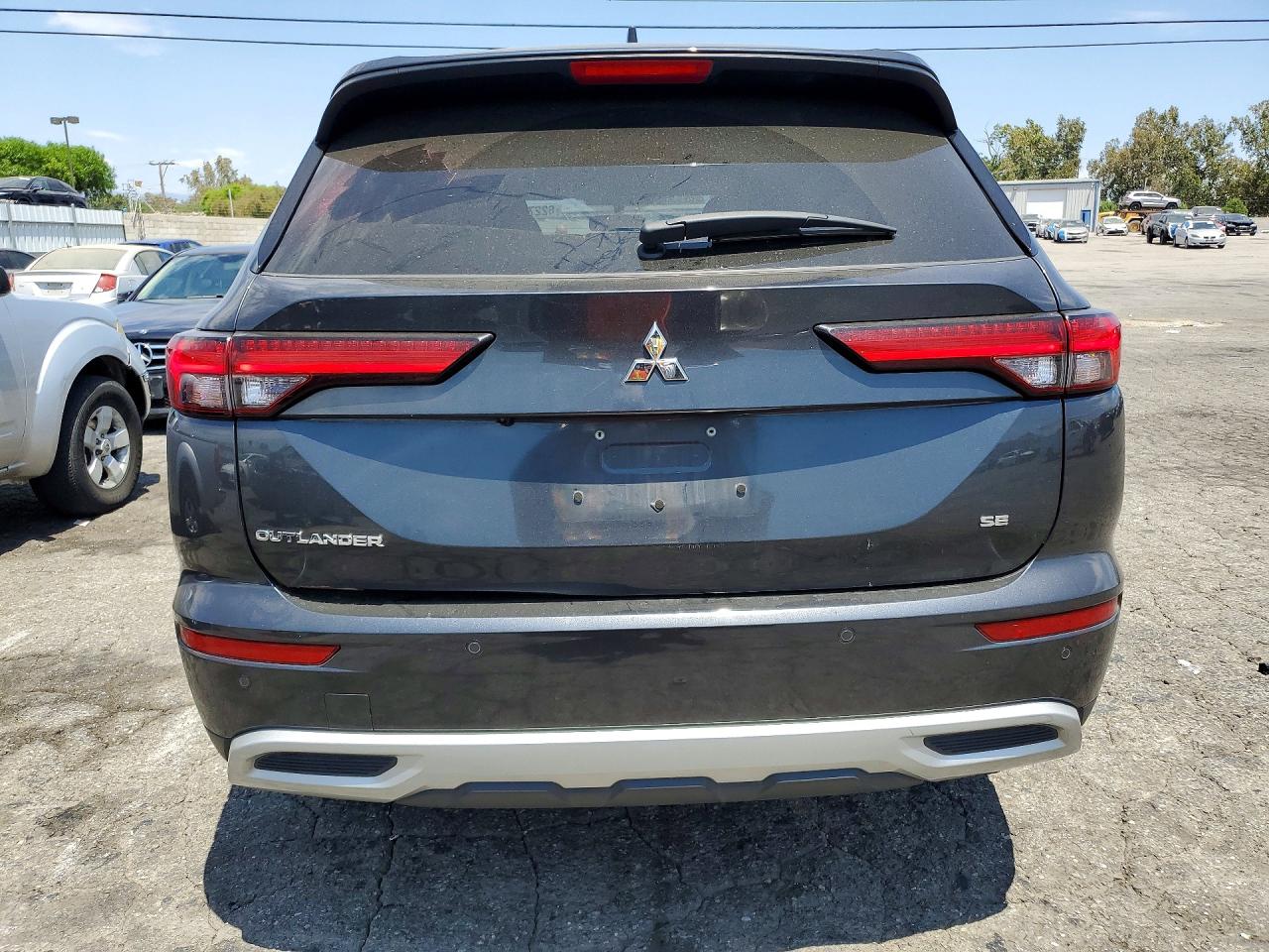 2024 MITSUBISHI OUTLANDER
