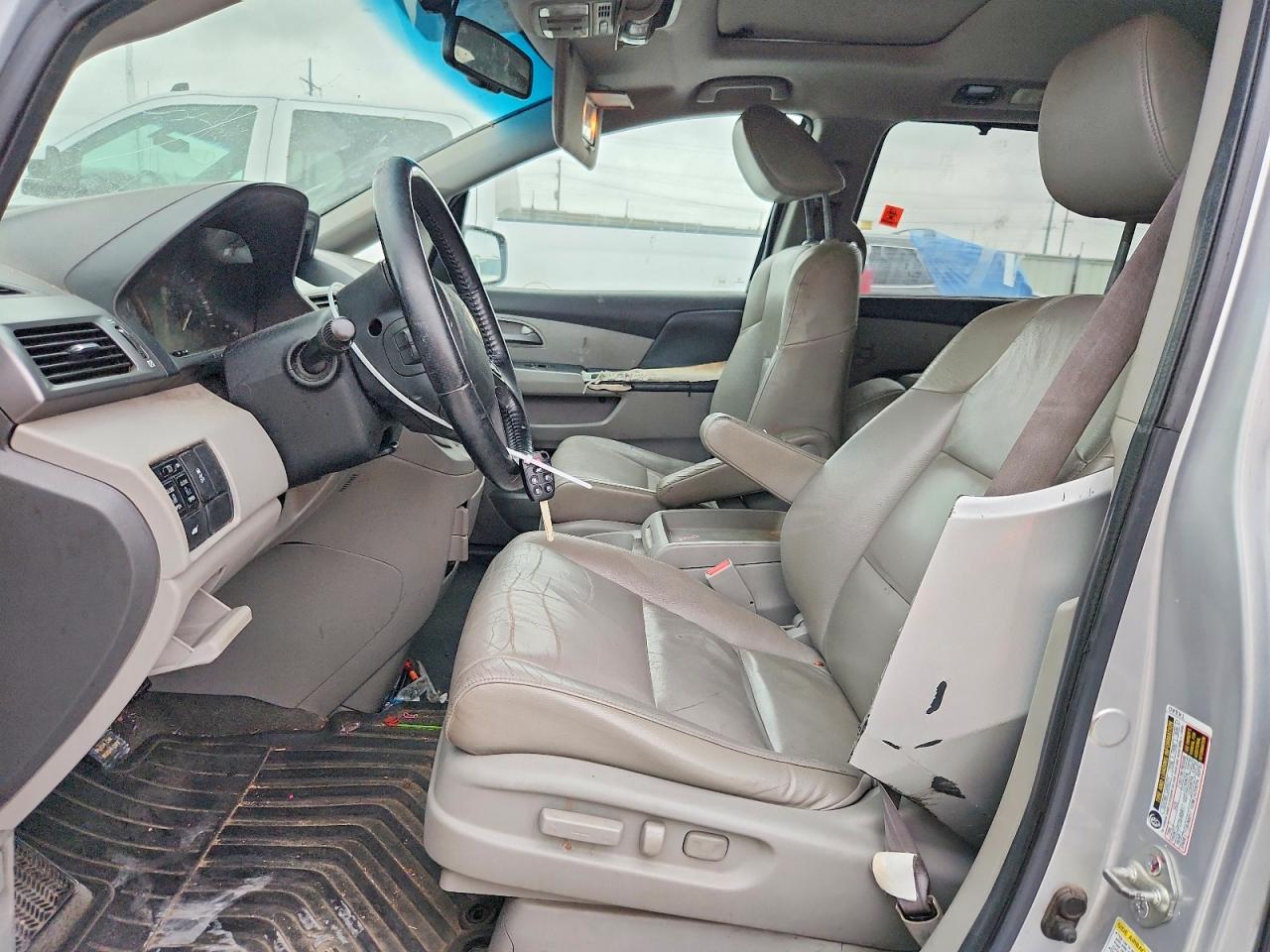 2011 HONDA ODYSSEY