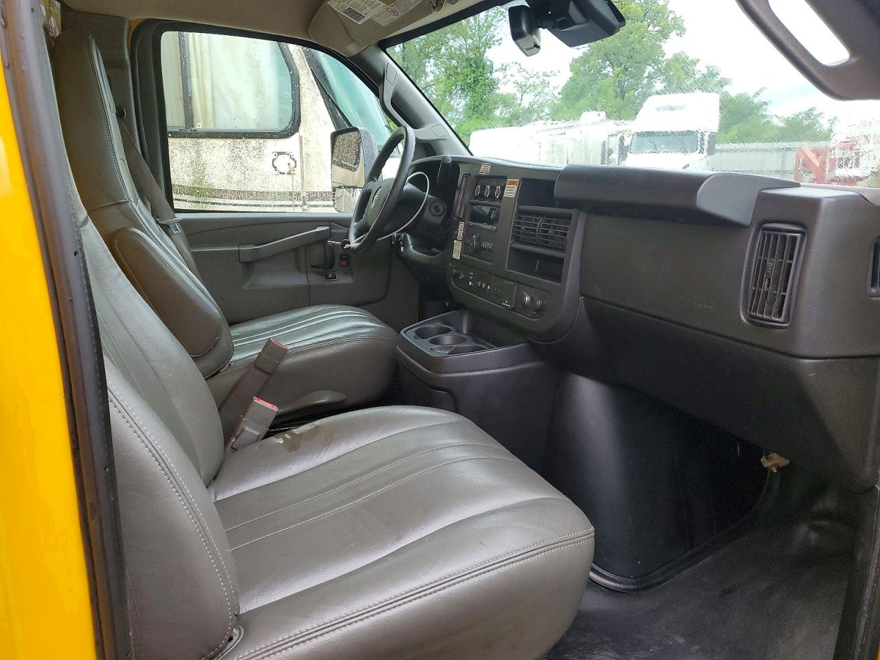 2022 GMC SAVANA