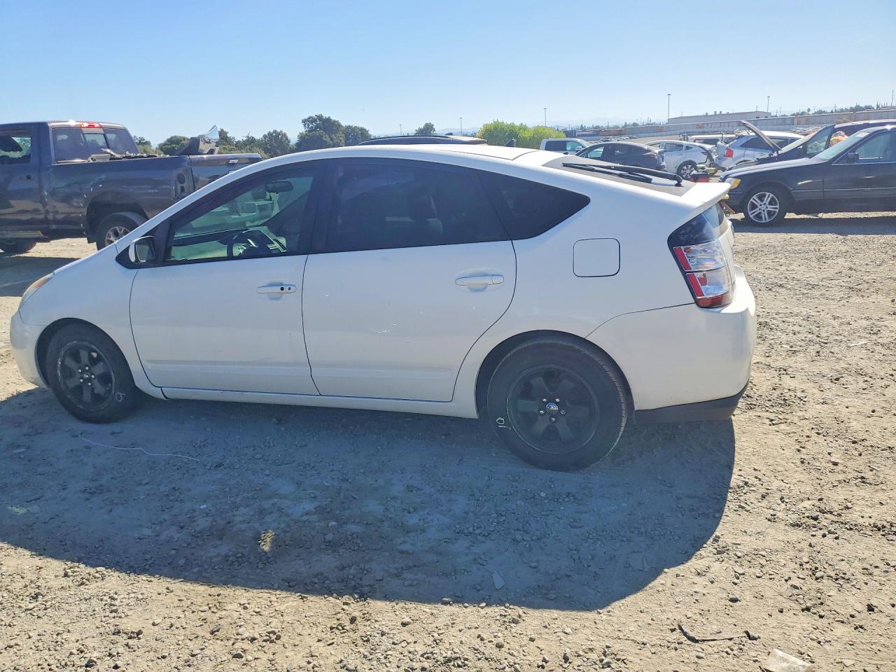 2004 TOYOTA PRIUS