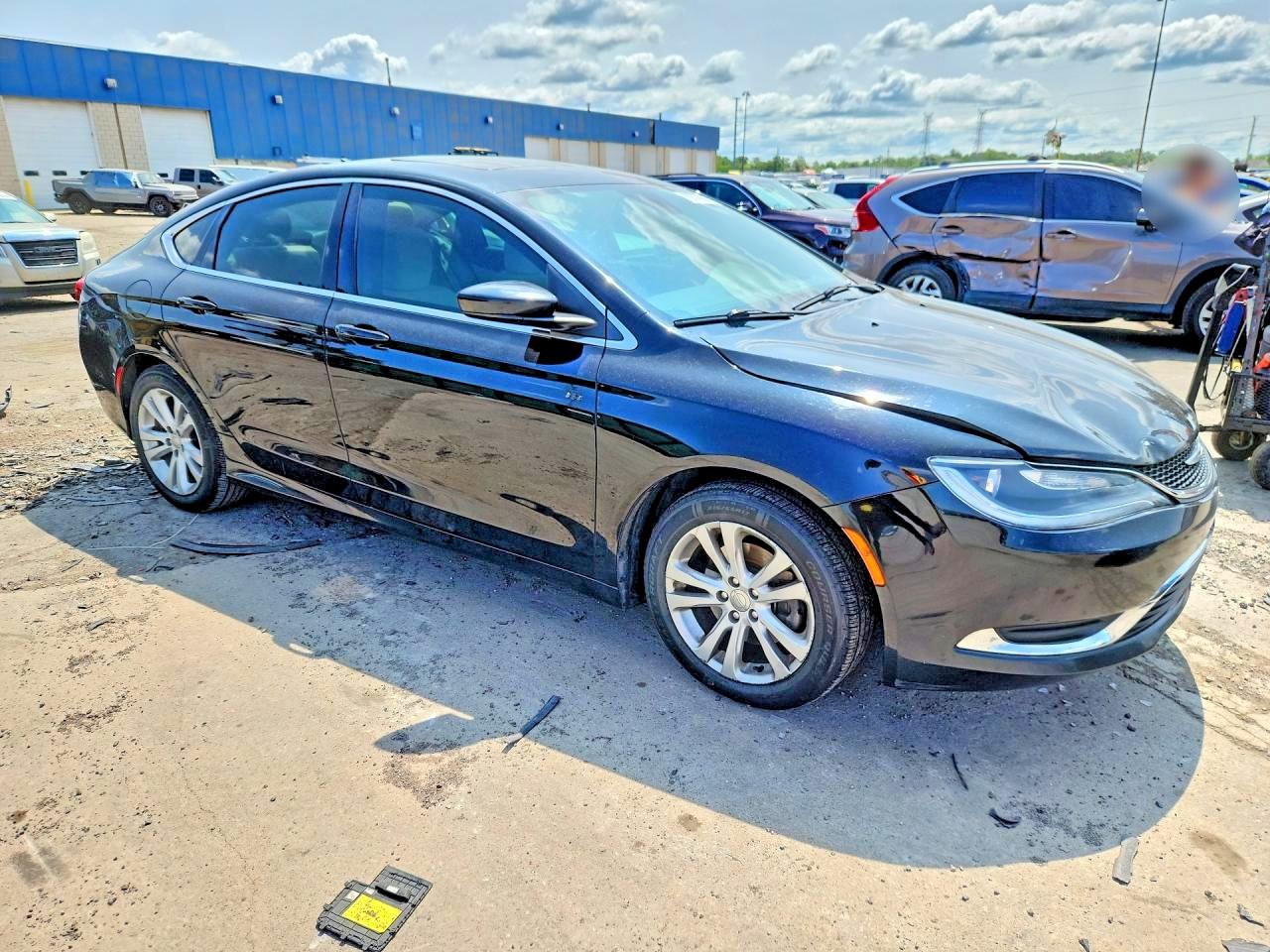 2015 CHRYSLER 200