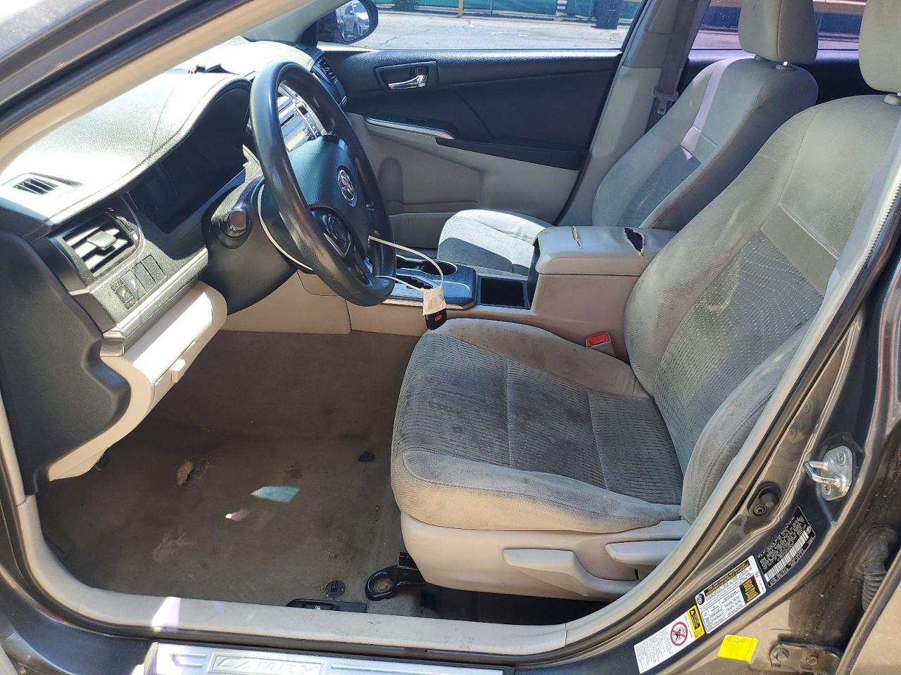 2012 TOYOTA CAMRY SOLA
