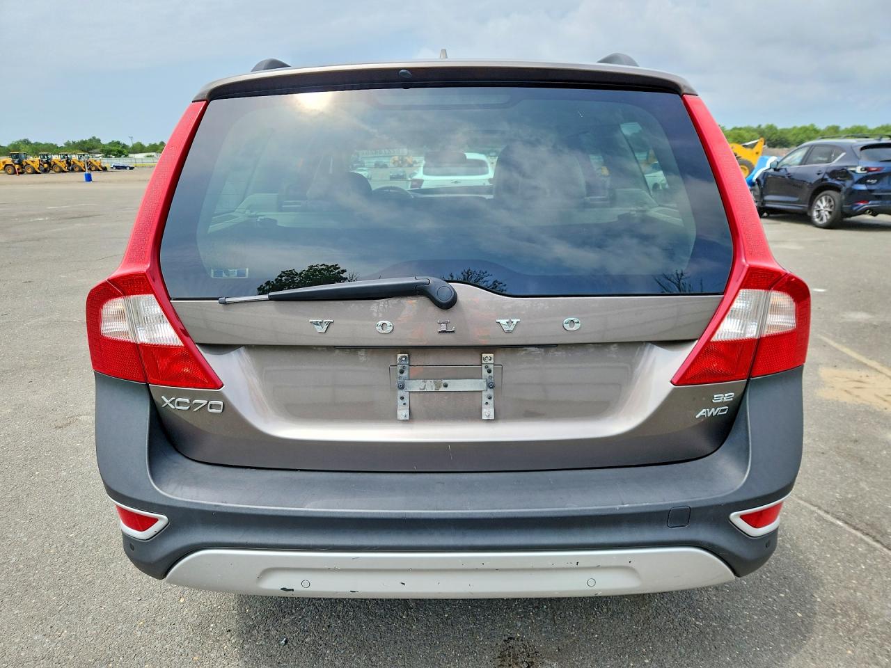 2009 VOLVO XC70