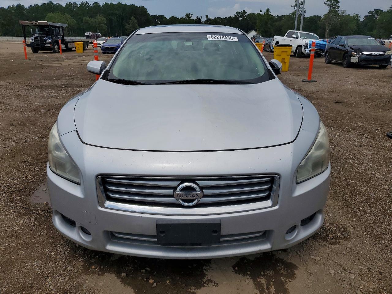 2012 NISSAN MAXIMA